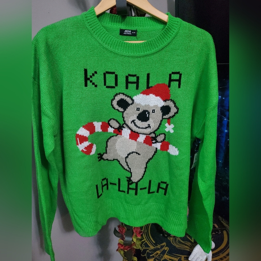 BNWT Funny cute Ardene Christmas sweater size XL